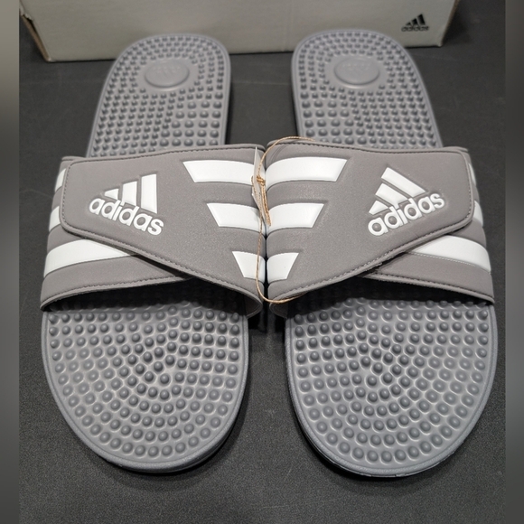 Adidas Gray Adissage 3 Stripe Slide Sandals Size 18 NWT - Picture 2 of 6